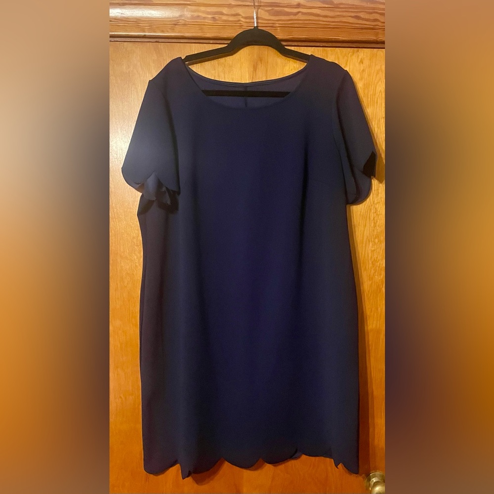 Navy size 20 scallop sleeve and hem dress
